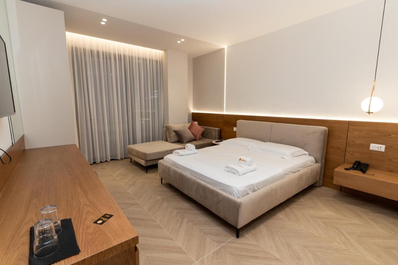 Hotel Memaj 卡萨米尔 外观 照片